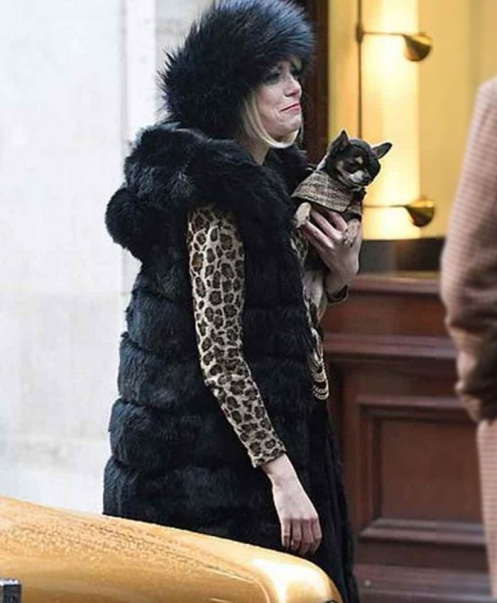 Cruella 2021 Emma Stone Black Fur Coat - PINESMAX