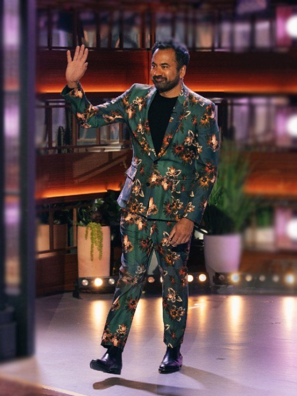 Kal Penn The Kelly Clarkson Show 2024 Green Floral Suit
