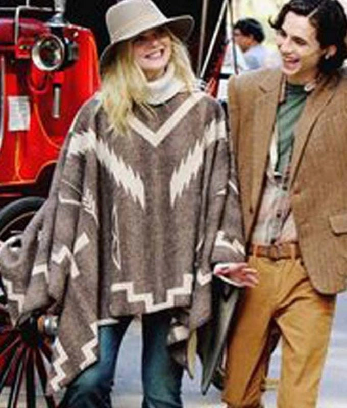 A Rainy Day In New York Elle Fanning Poncho