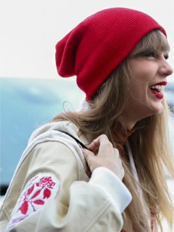 Taylor Swift White Jacket Chiefs-Bills