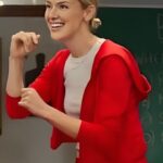Rachel-Skarsten-The-Christmas-Ch-510×680-1