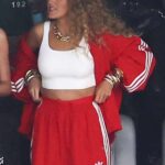 Blake-Lively-Super-Bowl-LVIII-2024-Red-Tracksuit
