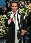 walton-goggins-met-gala-red-carpet-2025-coat